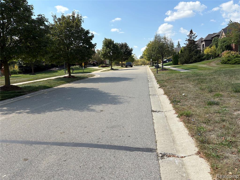 main property photo 7