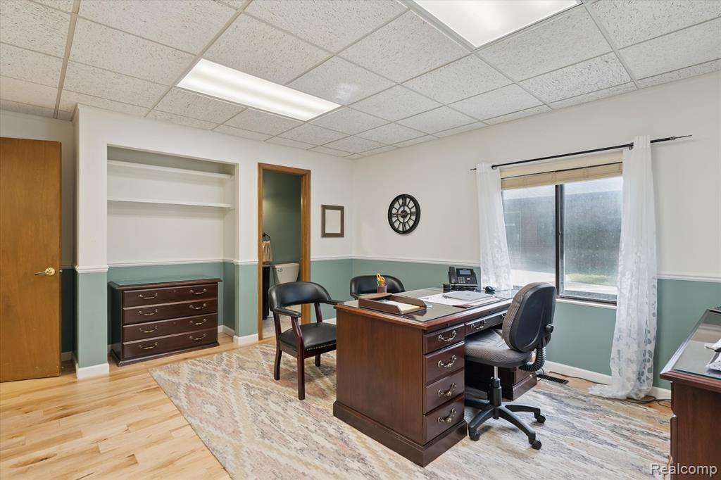 main property photo 29