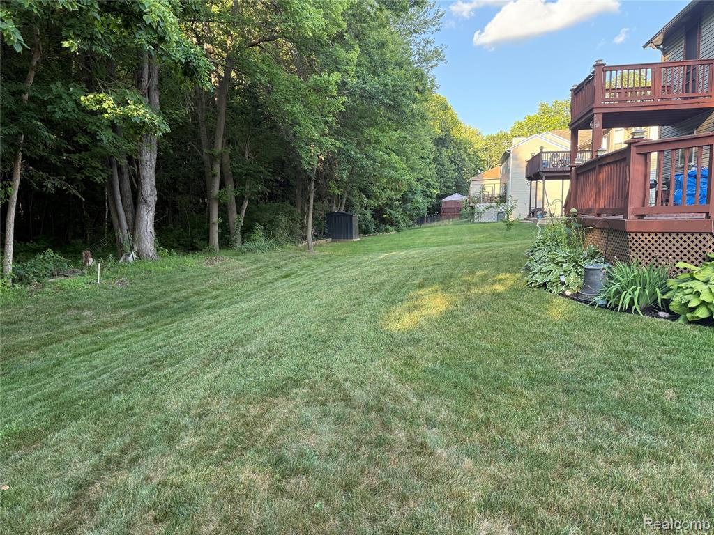 main property photo 35