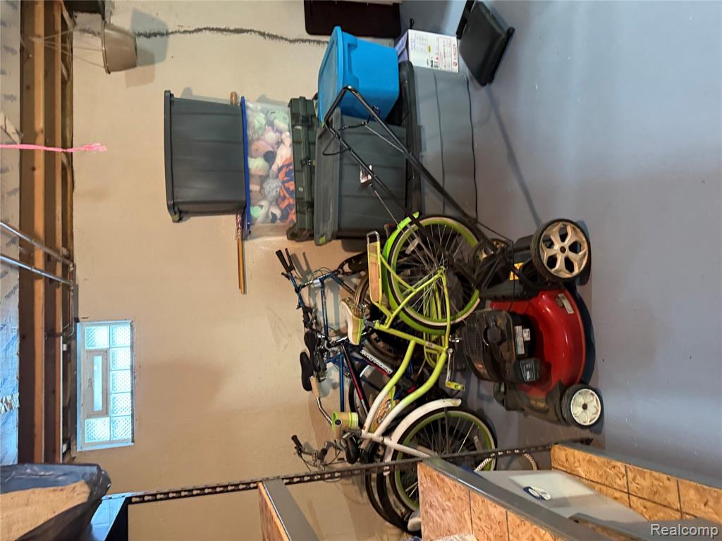 main property photo 60