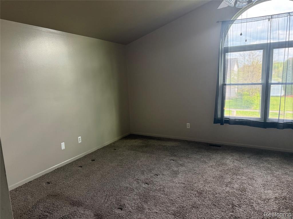 main property photo 76