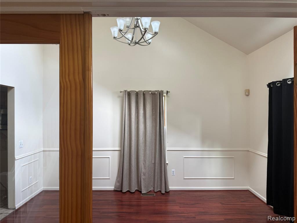 main property photo 80