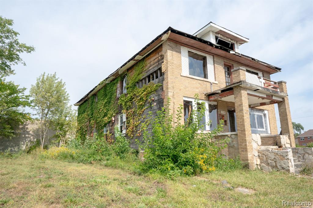 main property photo 53