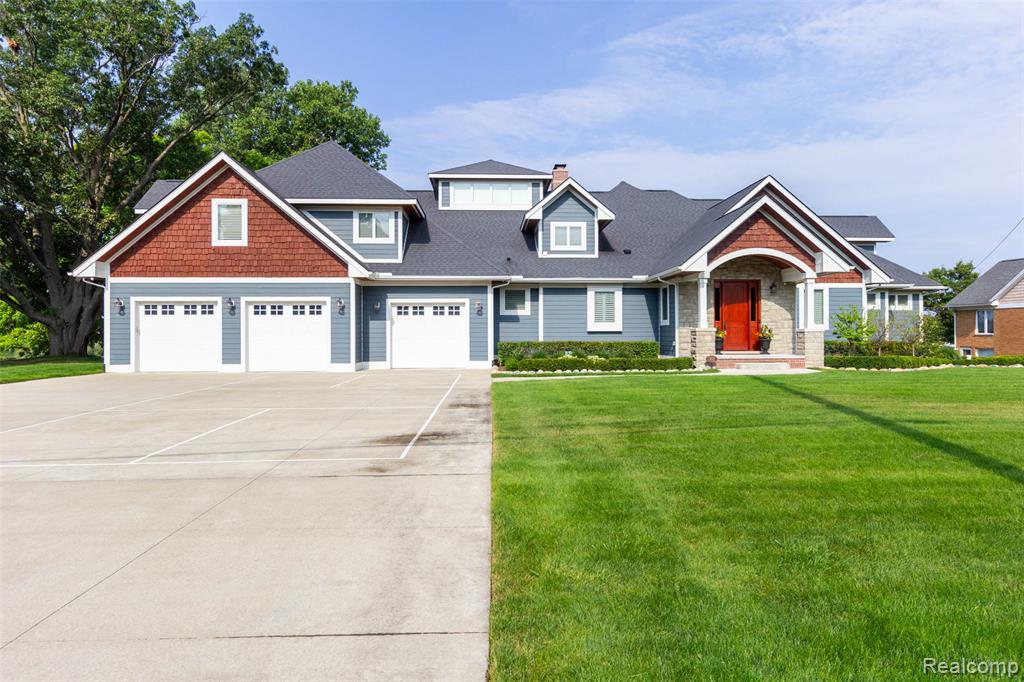 main property photo 6
