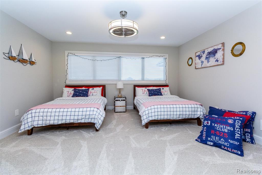 main property photo 70
