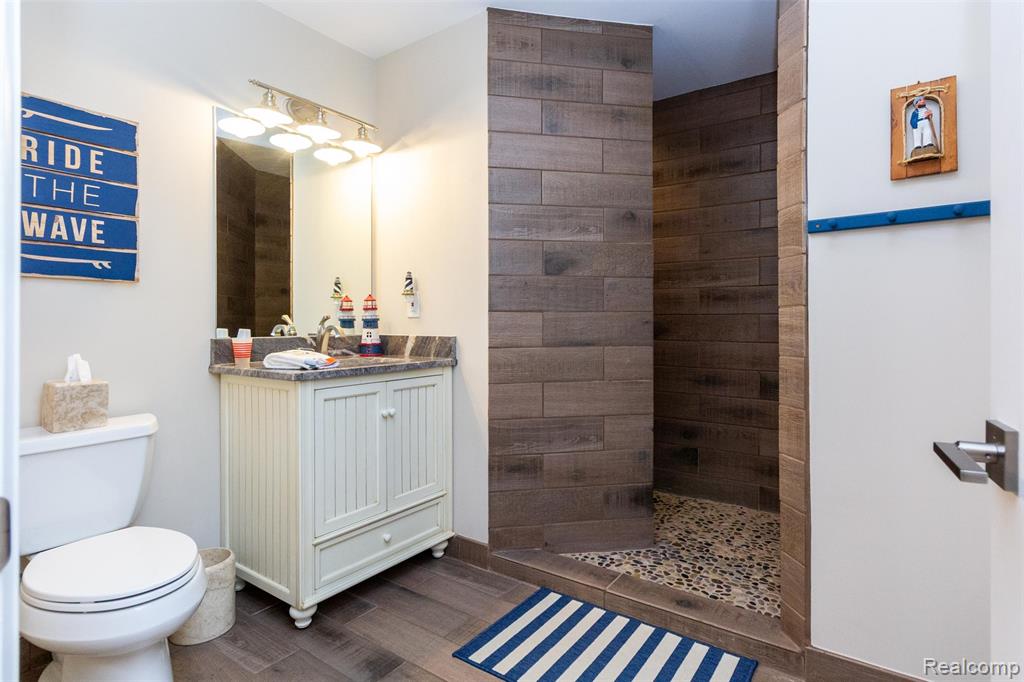 main property photo 71