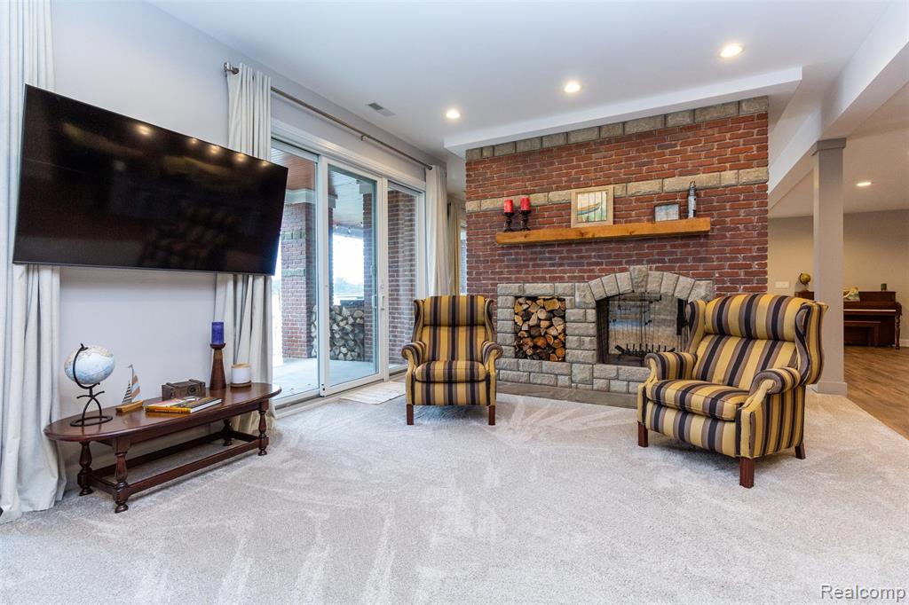 main property photo 84