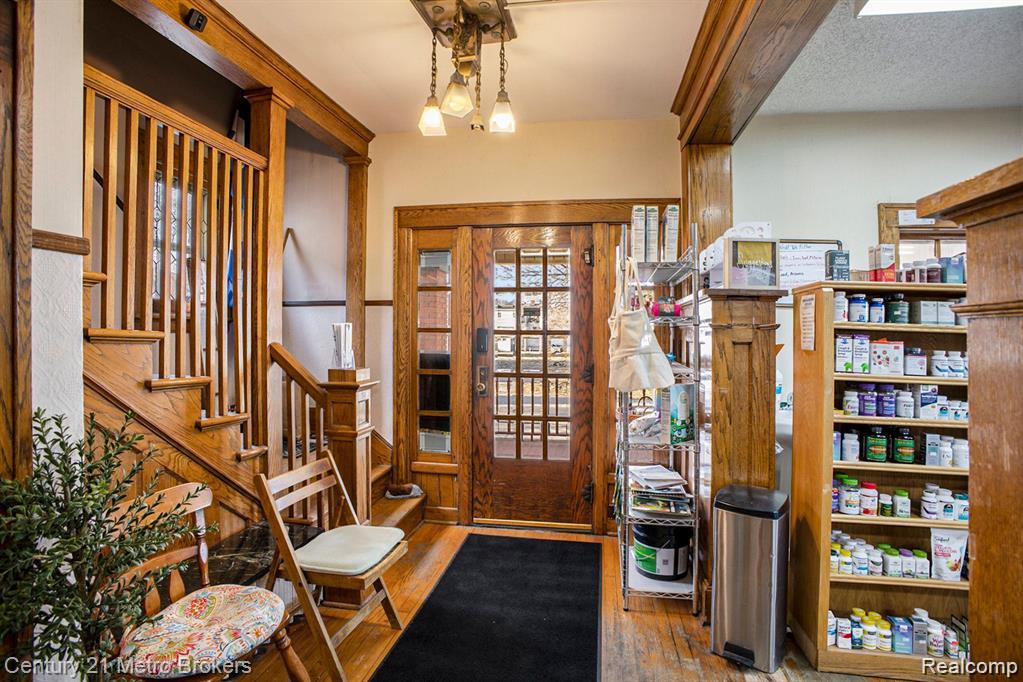 main property photo 9