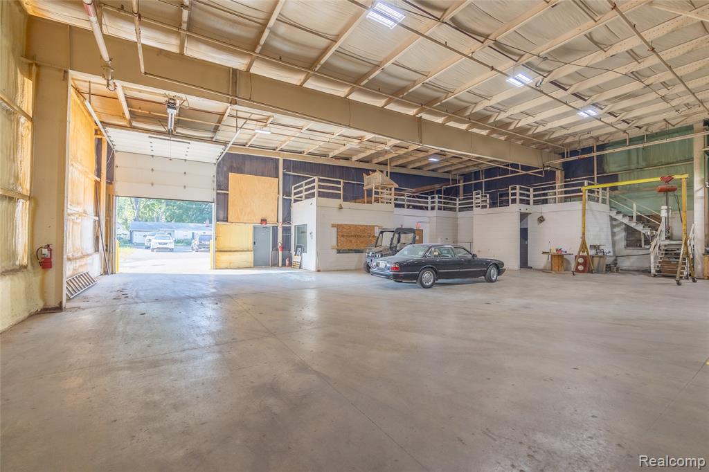 main property photo 10