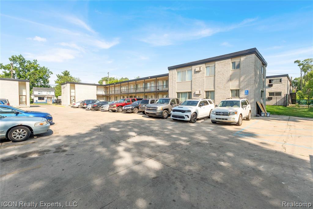 main property photo 21