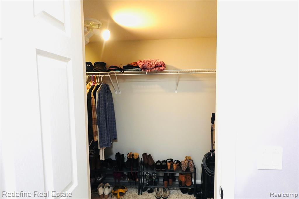 property viewer photo 22
