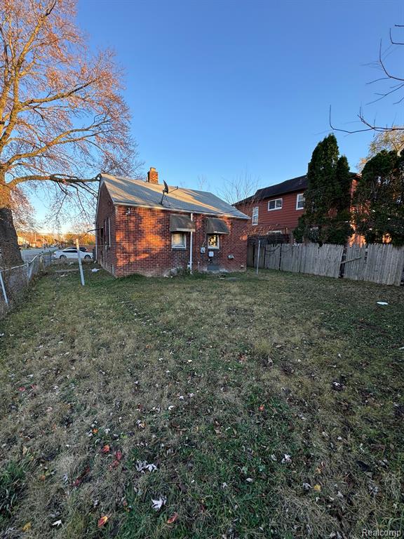 main property photo 12