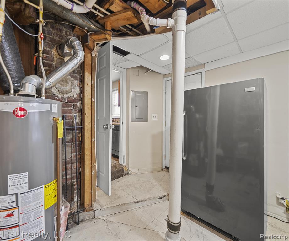 main property photo 17