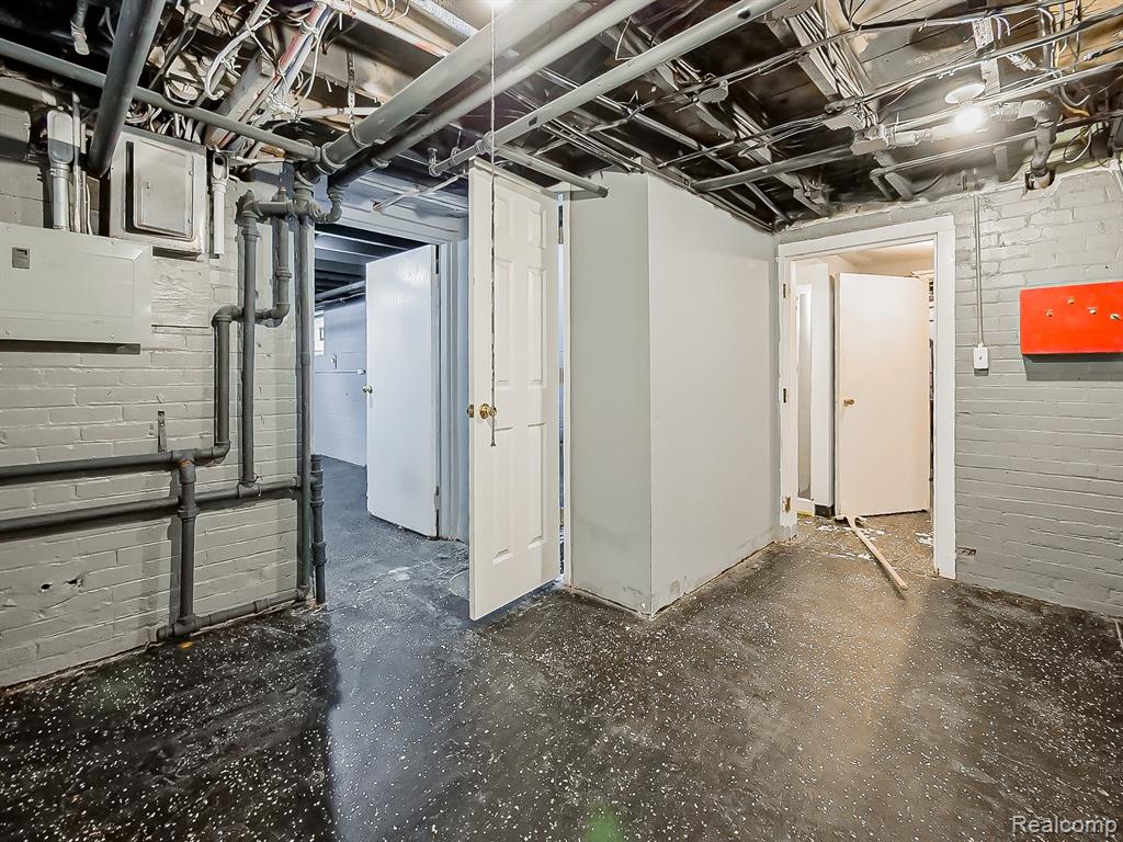 main property photo 53