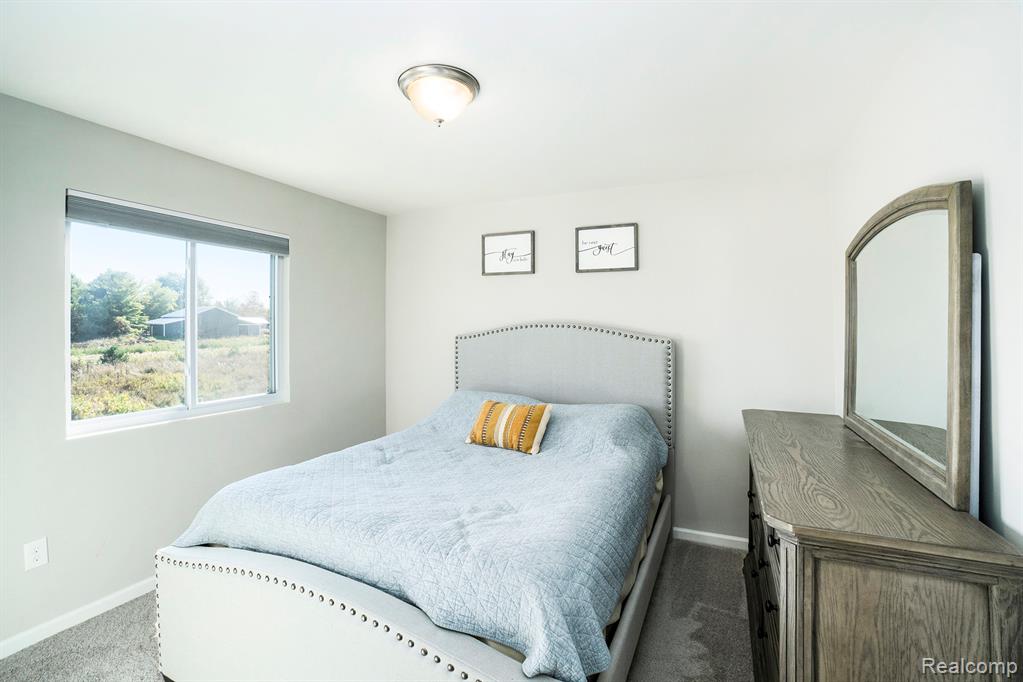 property viewer photo 10