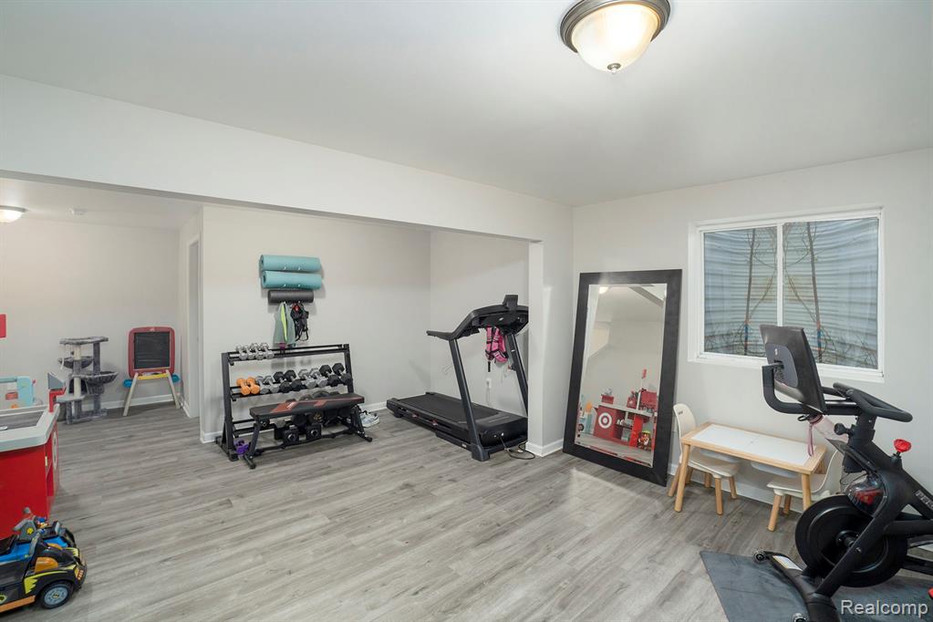 property viewer photo 15