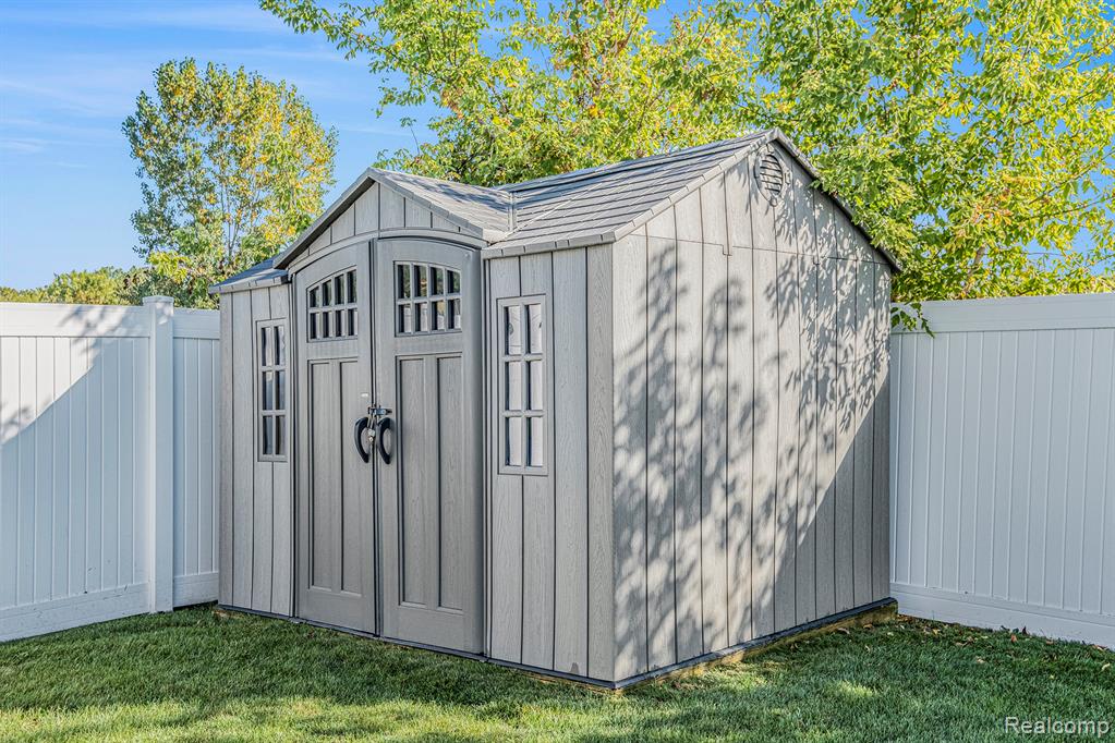 property viewer photo 18