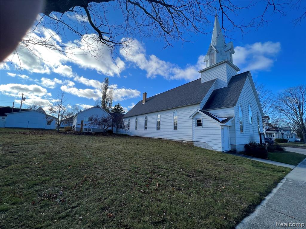 main property photo 21