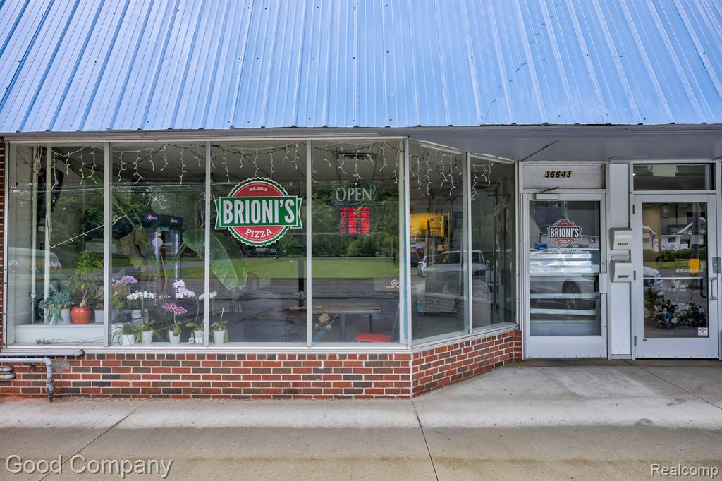 main property photo 26