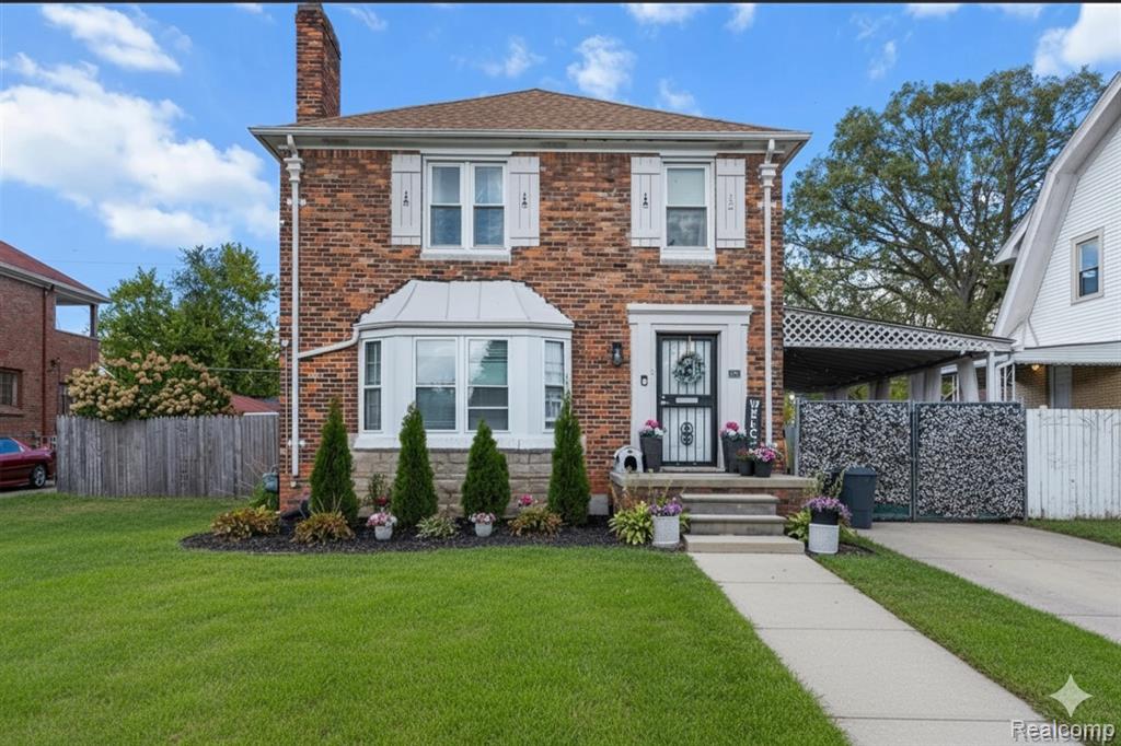 main property photo 34
