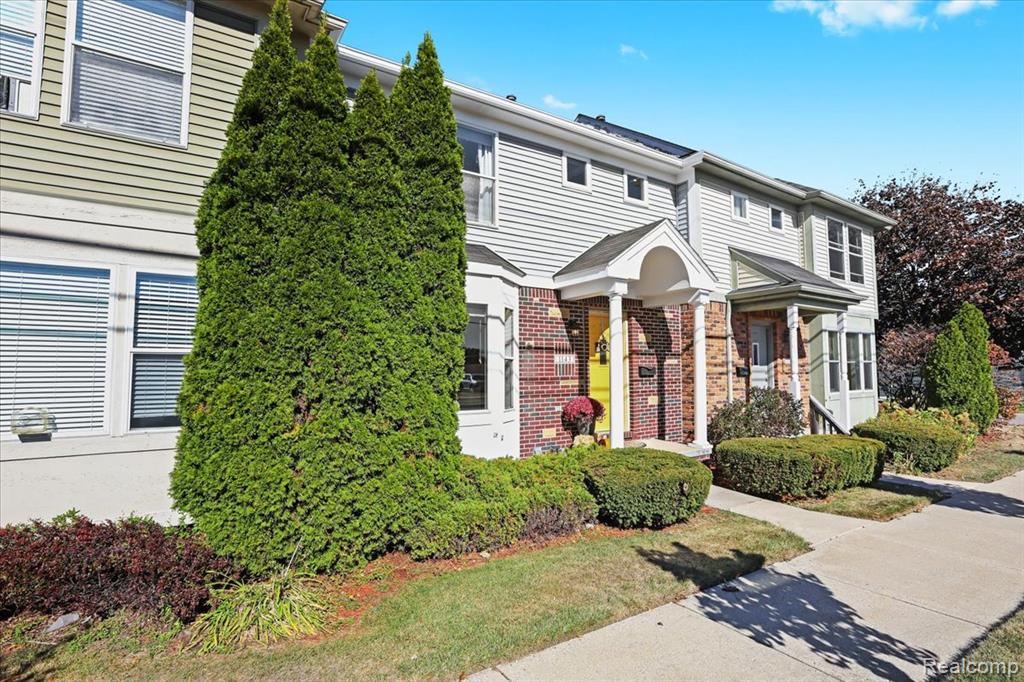 property viewer photo 1