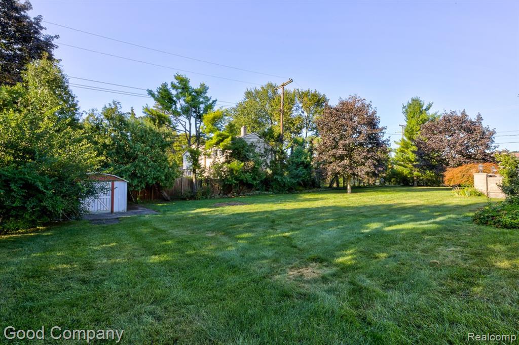 main property photo 49