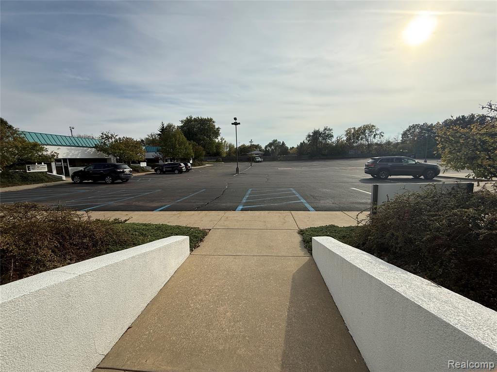 main property photo 27