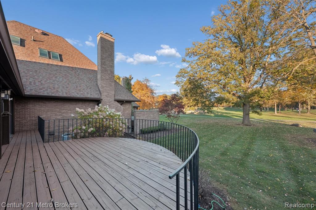 main property photo 46