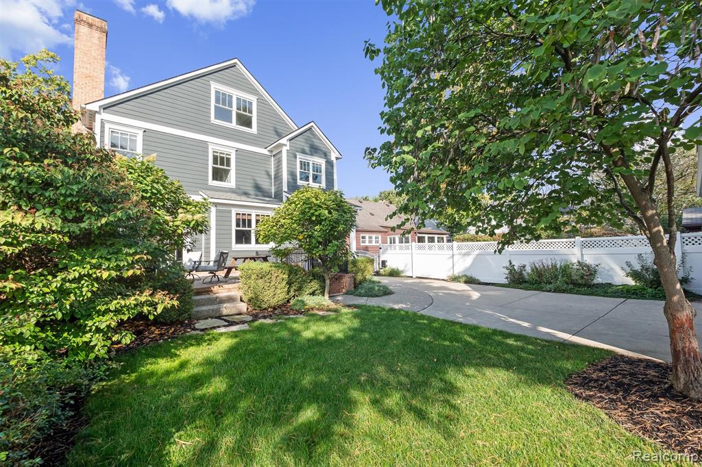 property viewer photo 1