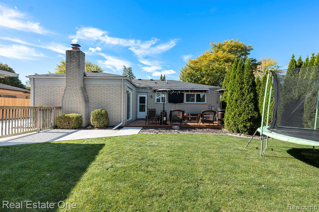 main property photo 21