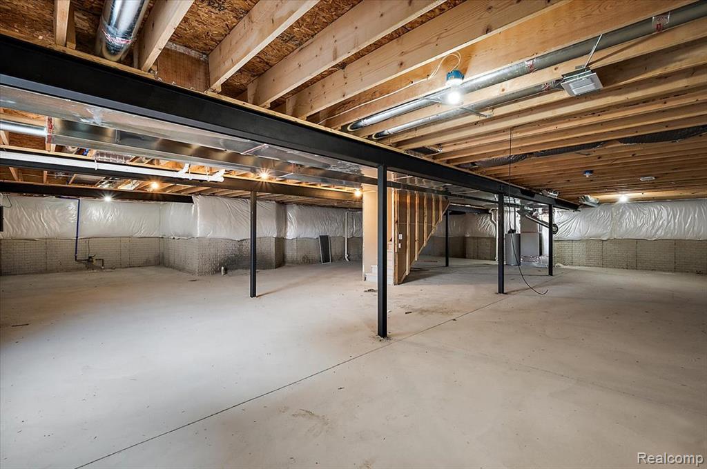main property photo 61