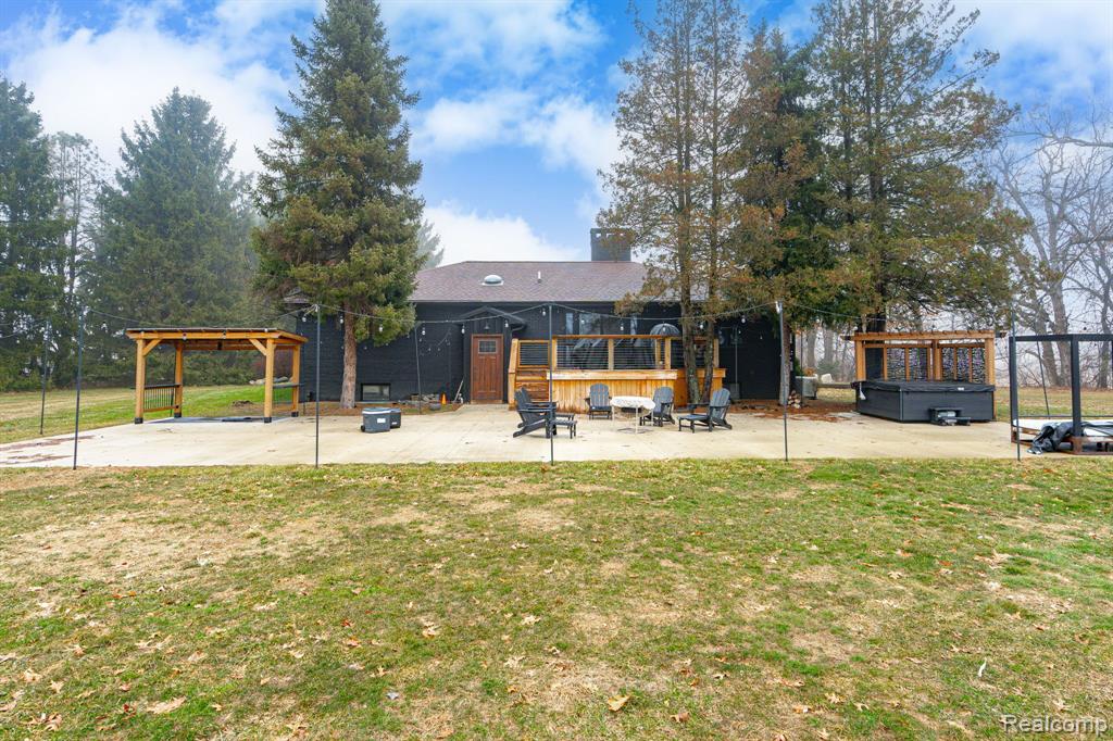 main property photo 5