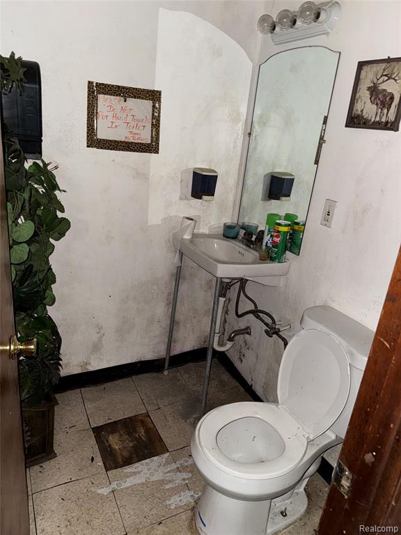 main property photo 17