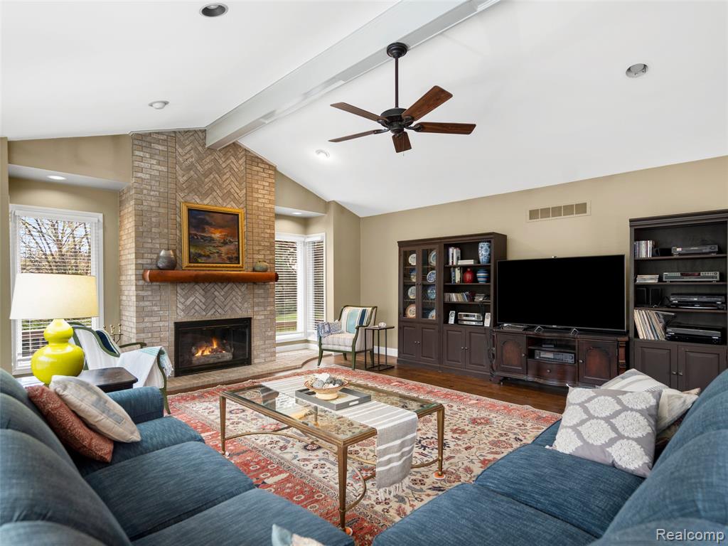 main property photo 63