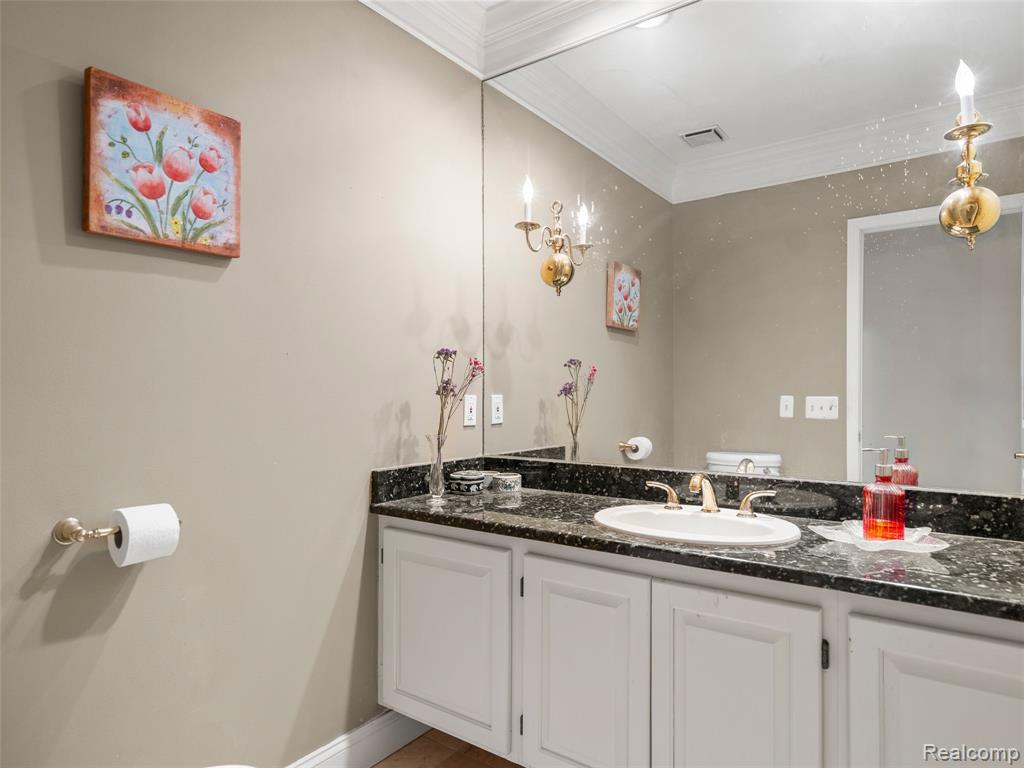 main property photo 64