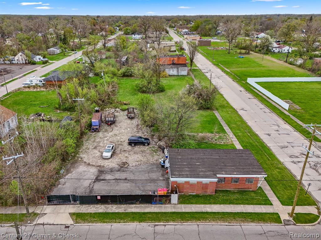 main property photo 8