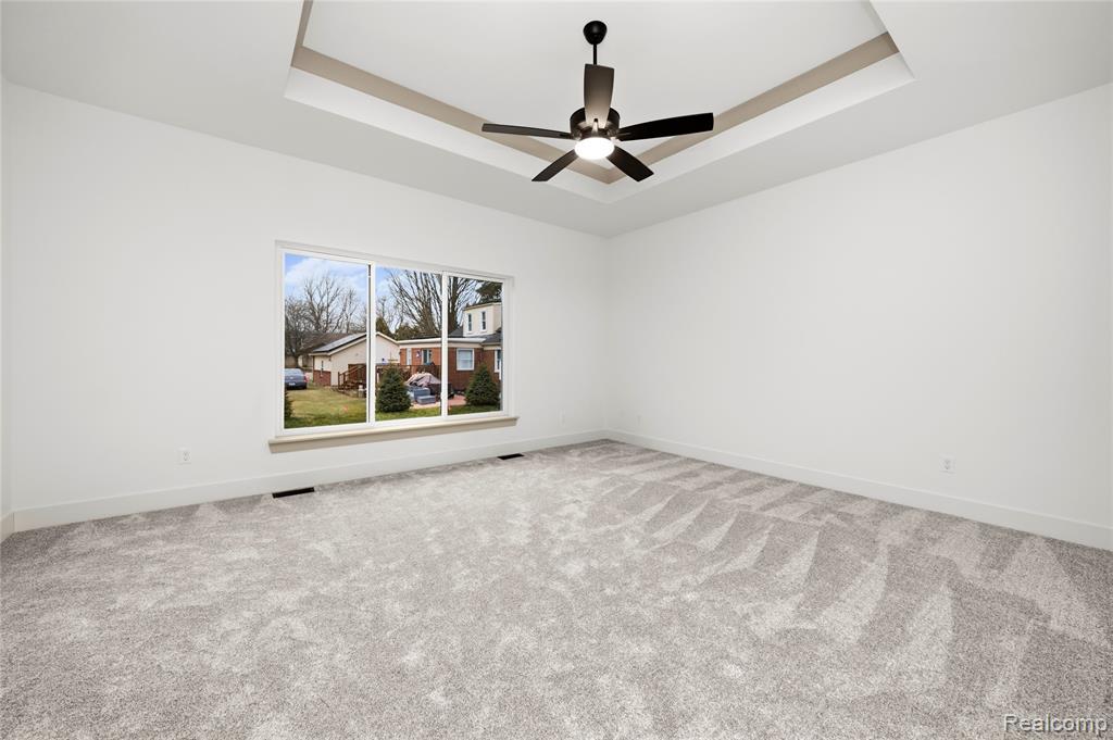 property viewer photo 20