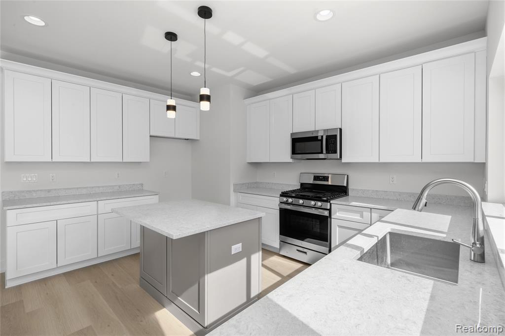property viewer photo 17