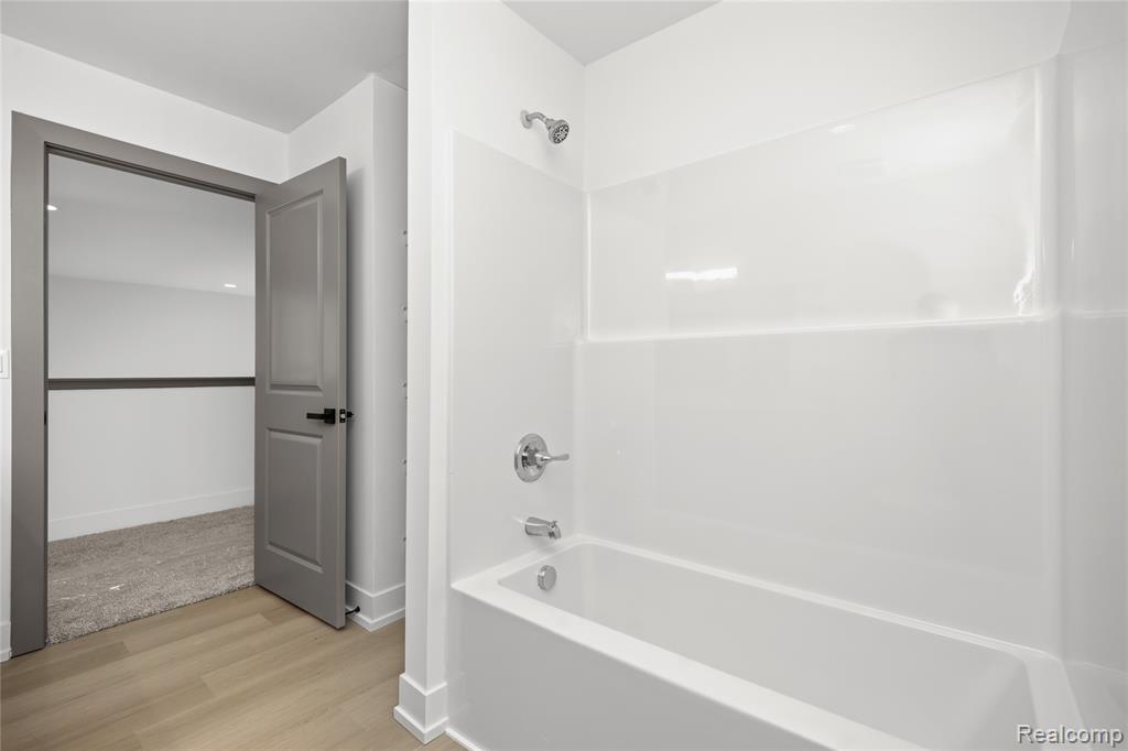 property viewer photo 28