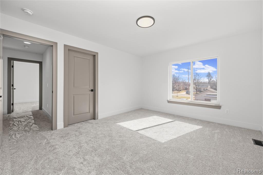 property viewer photo 31