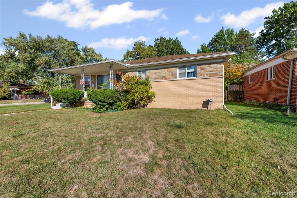 main property photo 4