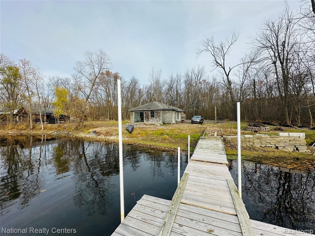 main property photo 25