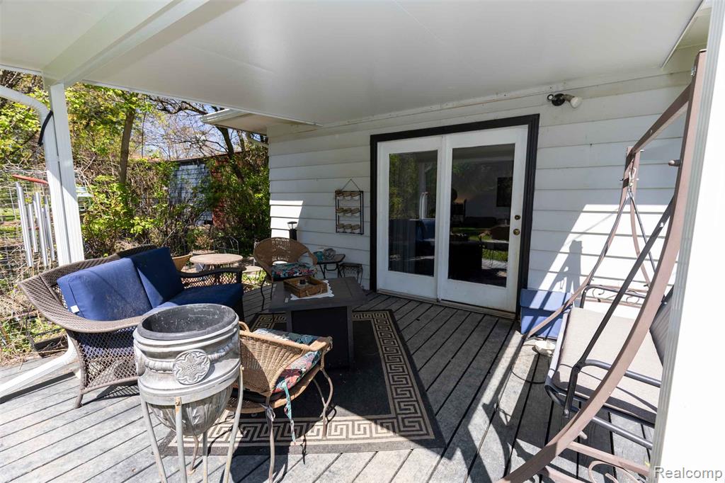 main property photo 41