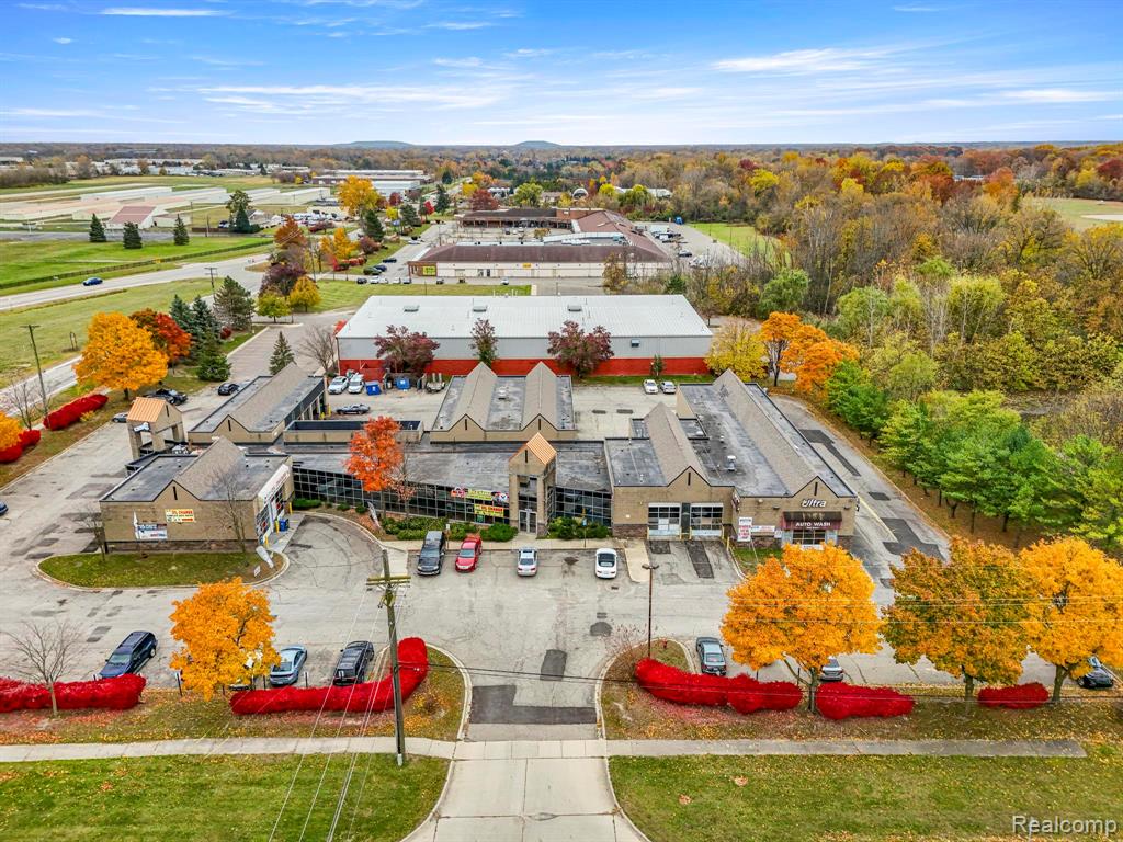 main property photo 10