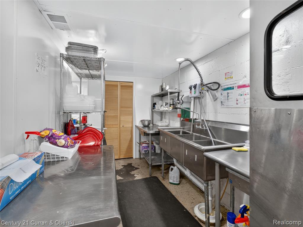 main property photo 65
