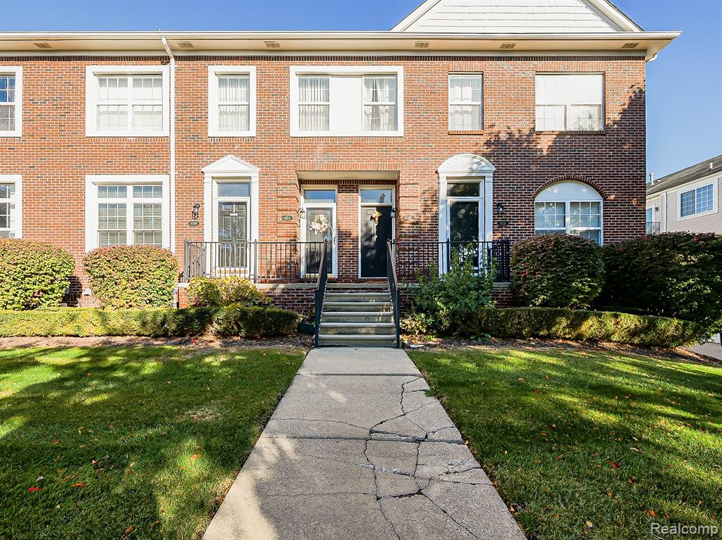 main property photo 17