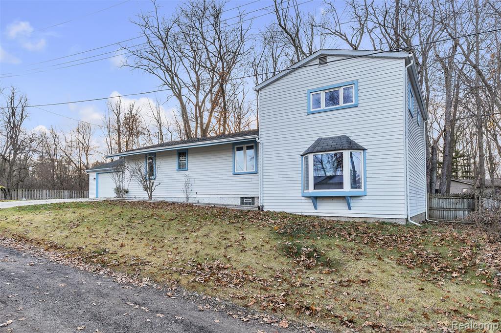 main property photo 78