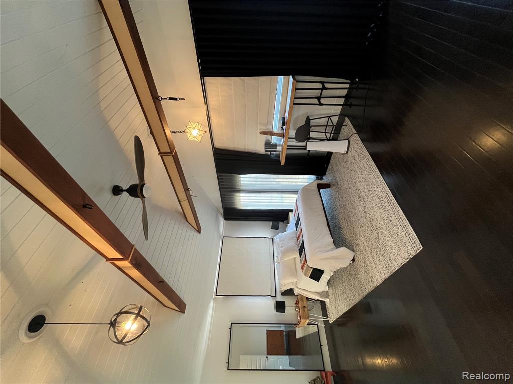 main property photo 70