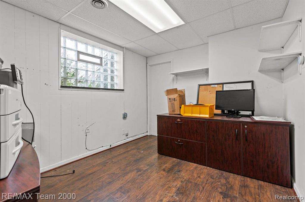 main property photo 21