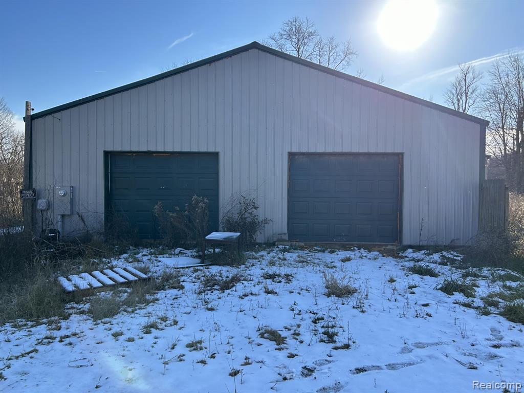 main property photo 13